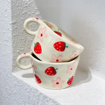 Ins Käsitsi Maalitud Maasika Kruus Käes-näputäis Keraamiline Sakura Cup Armas Väike Lill Espresso Kohv Piima Tassi Kingitus Lastele Tüdrukud